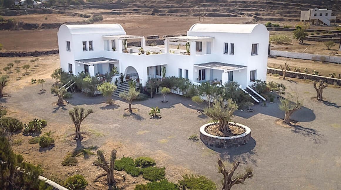 Apartments at Finikia of Oia, Santorini