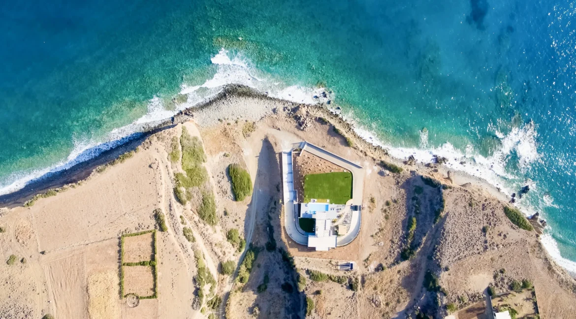 Amazing Villa 1st at the Beach for sale in Crete, Mohlos