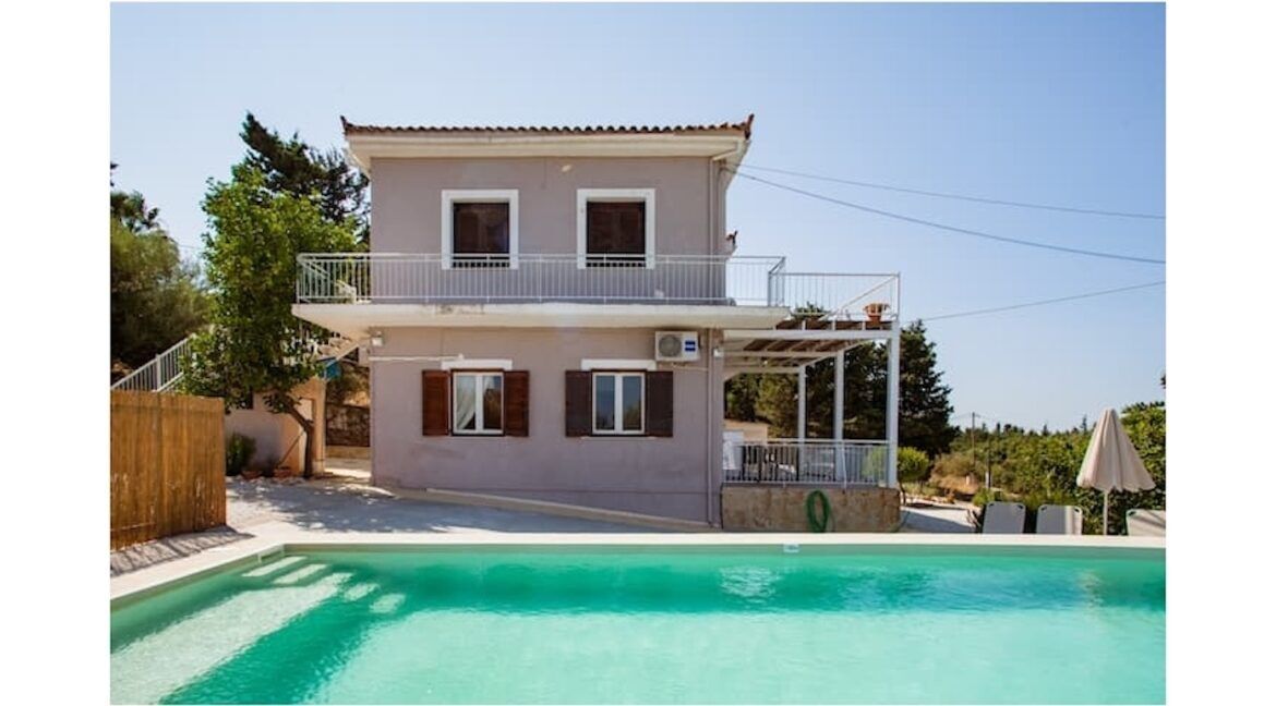 House for Sale West Crete, Economy Houses in Greek Islands. Property in Crete Greece for Sale