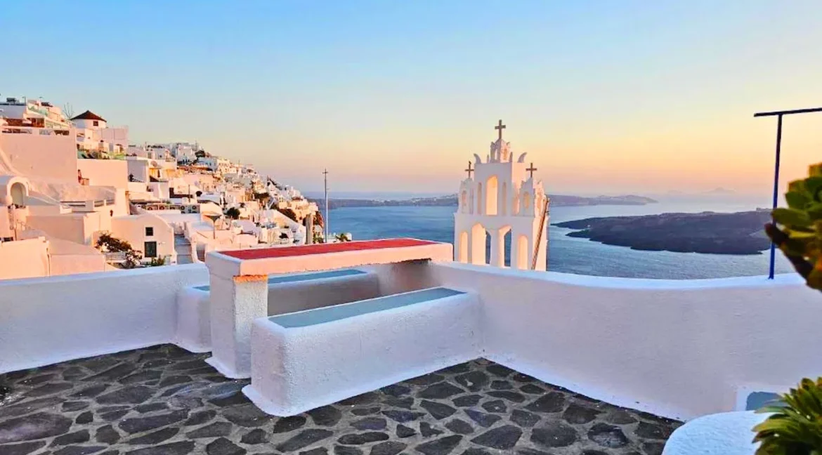 Cave House for Sale in Firostefani, Santorini