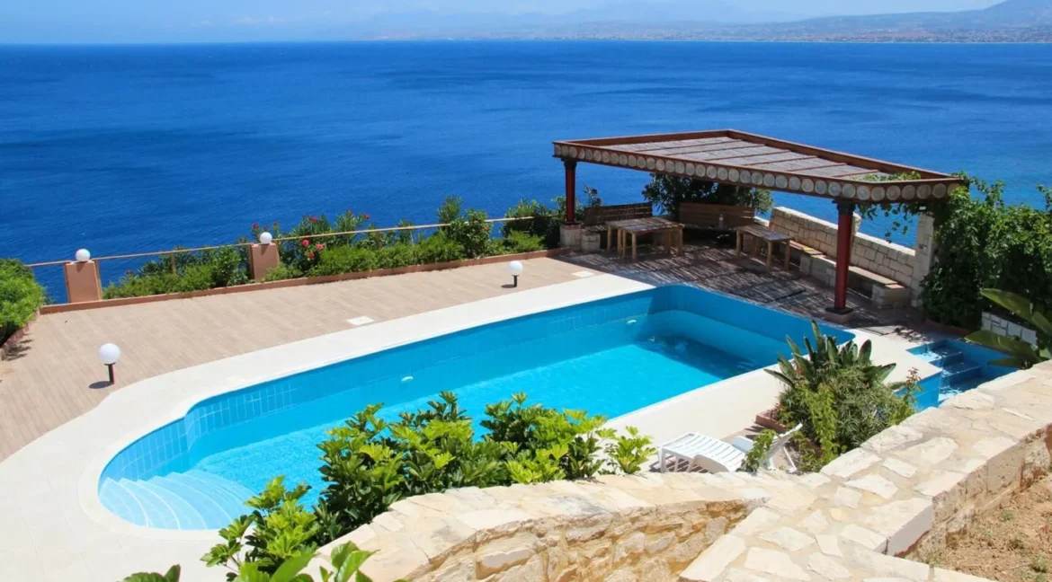 Seaside Villa for Sale in Heraklio Crete Greece