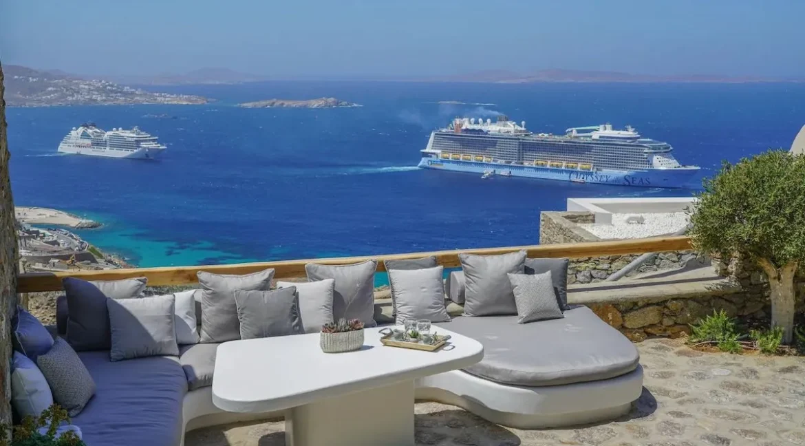 2 Luxury Villas for Sale in Mykonos, Tourlos