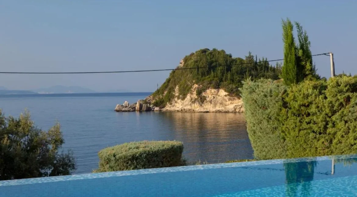 2 Villas for Sale by the sea at Lefkada, on Ammousso Bay