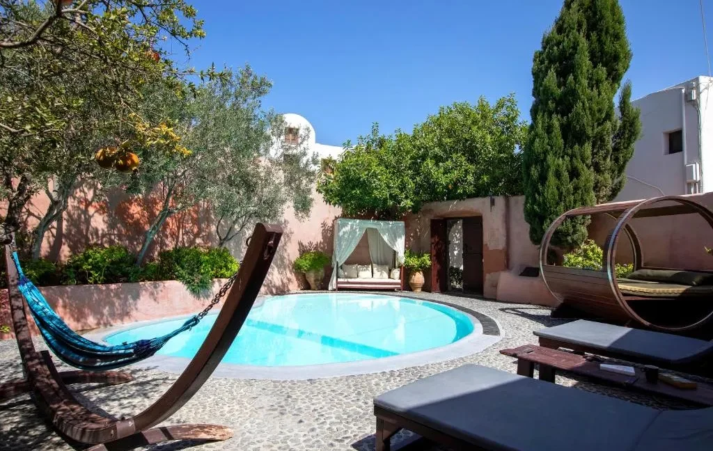 Villa with Private Pool in Megalochori Santorini for sale