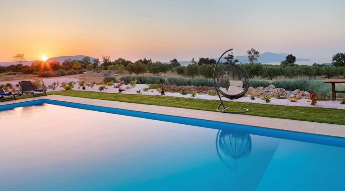 Villa with very big Land Plot, Properties in Crete for Sale, Luxury Villas Crete Greece for Sale