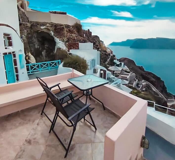 Cave House at Oia of Santorini for sale