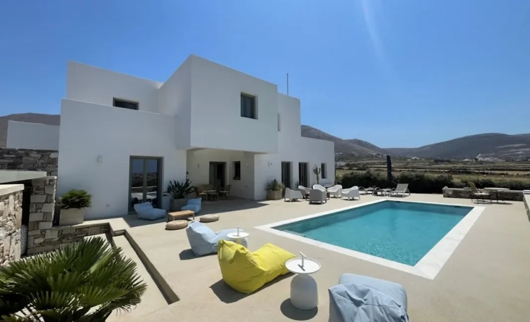 Villa for Sale in Paros Greece