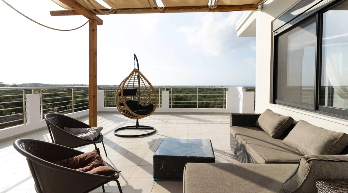 Luxurious Seaview Villa for Sale in Stavros, Chania