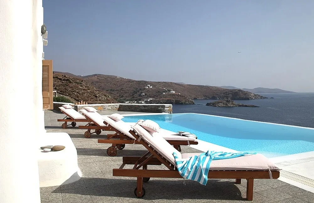 Seafront Property in Kythnos, Cyclades