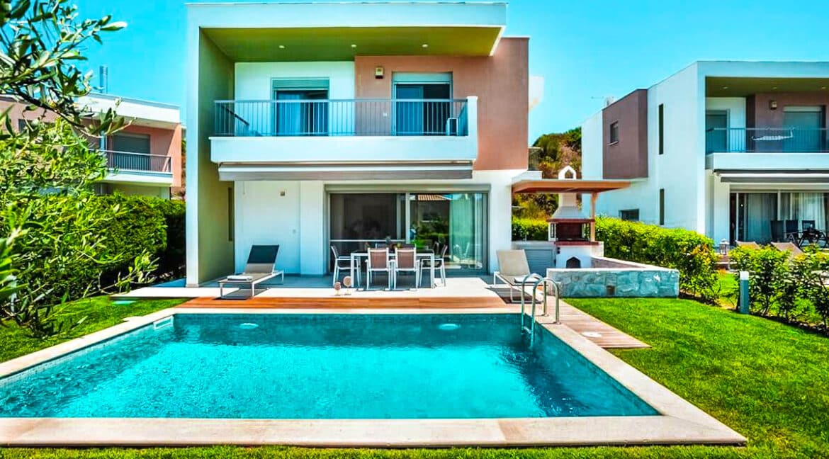 Villa in Kassandra Halkidiki, Pefkohori Halkidiki for sale. Halkidiki Properties
