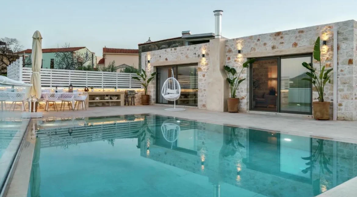 Villa for sale in Rethymno, Greece with sunset views over the Aegean Sea