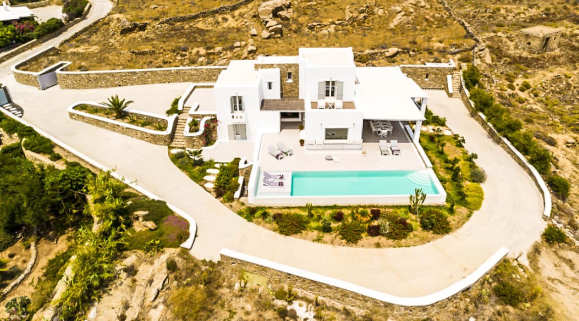 Villa near Chora Mykonos, Villa in Tourlos Mykonos for Sale