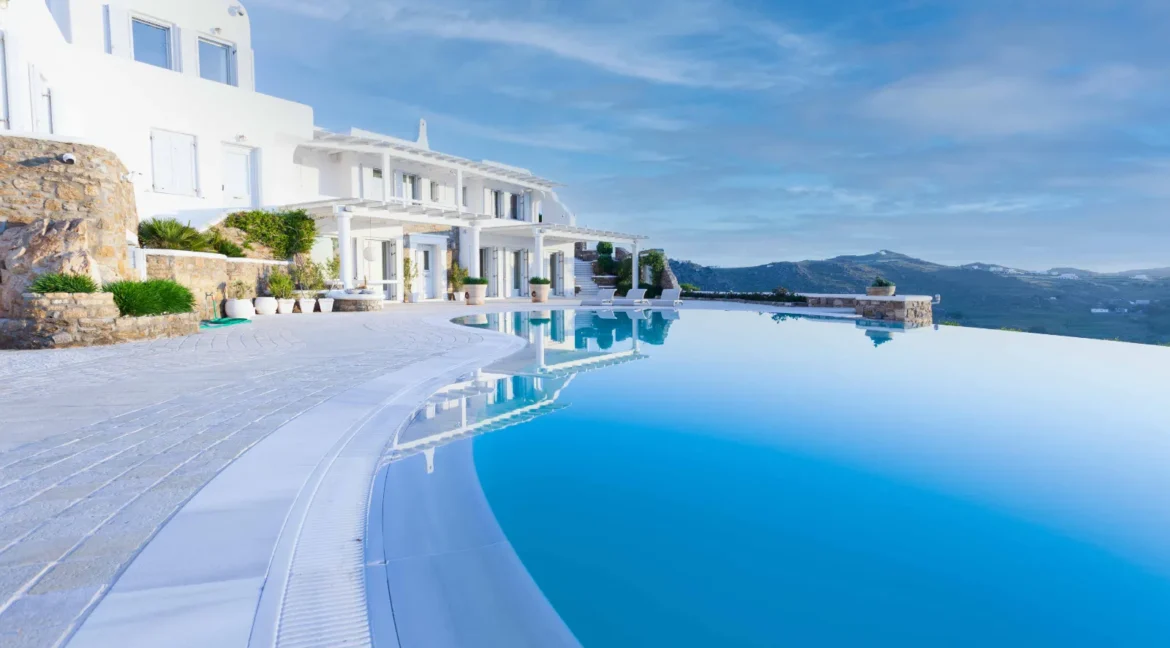 Luxurious Villa for Sale Mykonos, Kalafatis