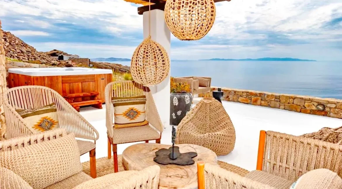 Luxury Villa for Sale in Mykonos, Agios Stefanos